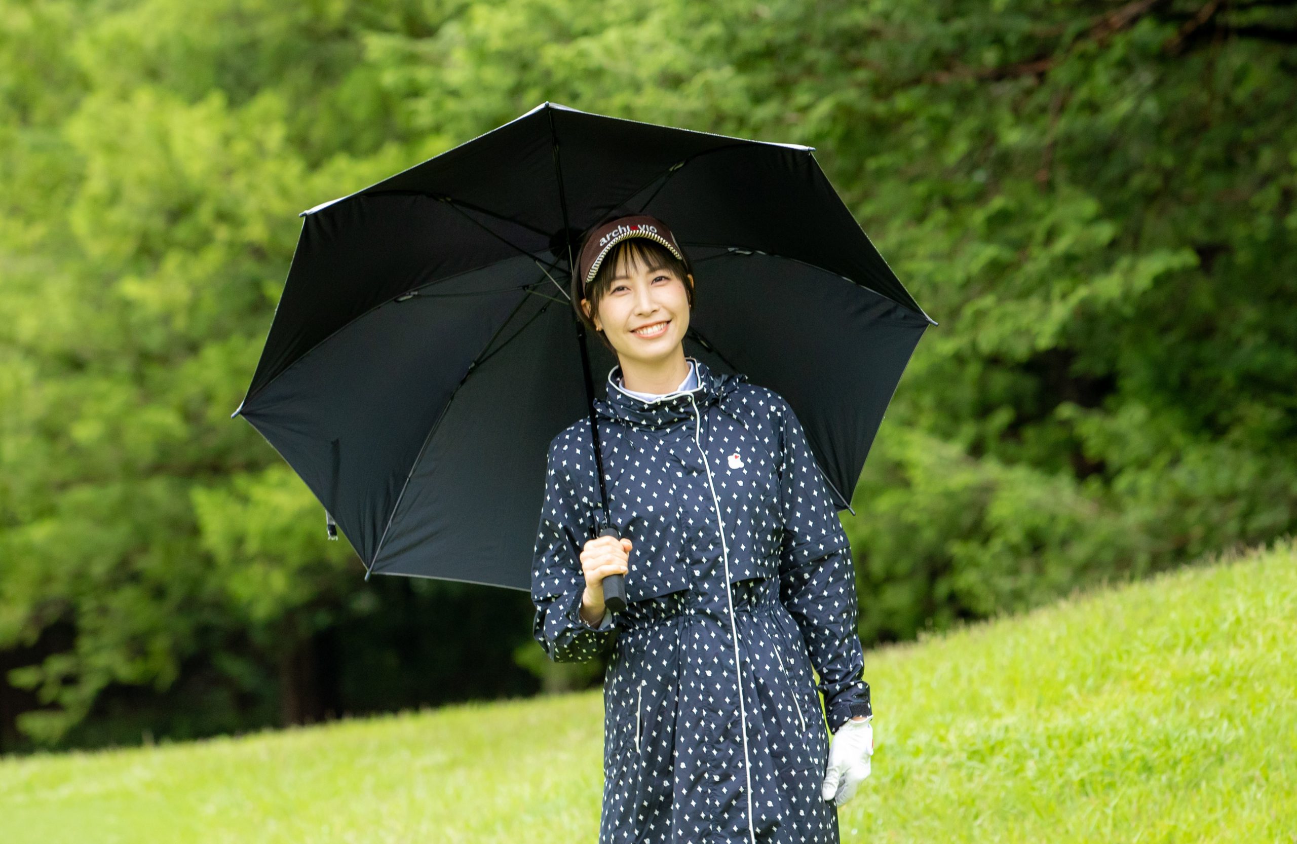 雨の日ゴルフは、ボールとの距離が離れないように注意！ゆっくり